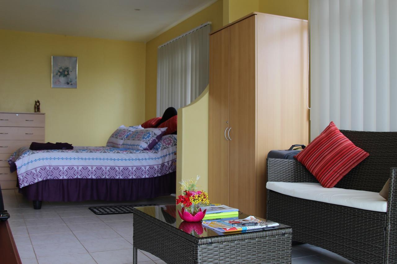 Richards Travel Lodge Jamestown Buitenkant foto