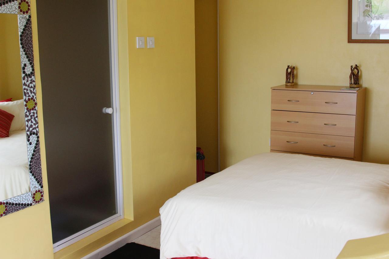 Richards Travel Lodge Jamestown Buitenkant foto